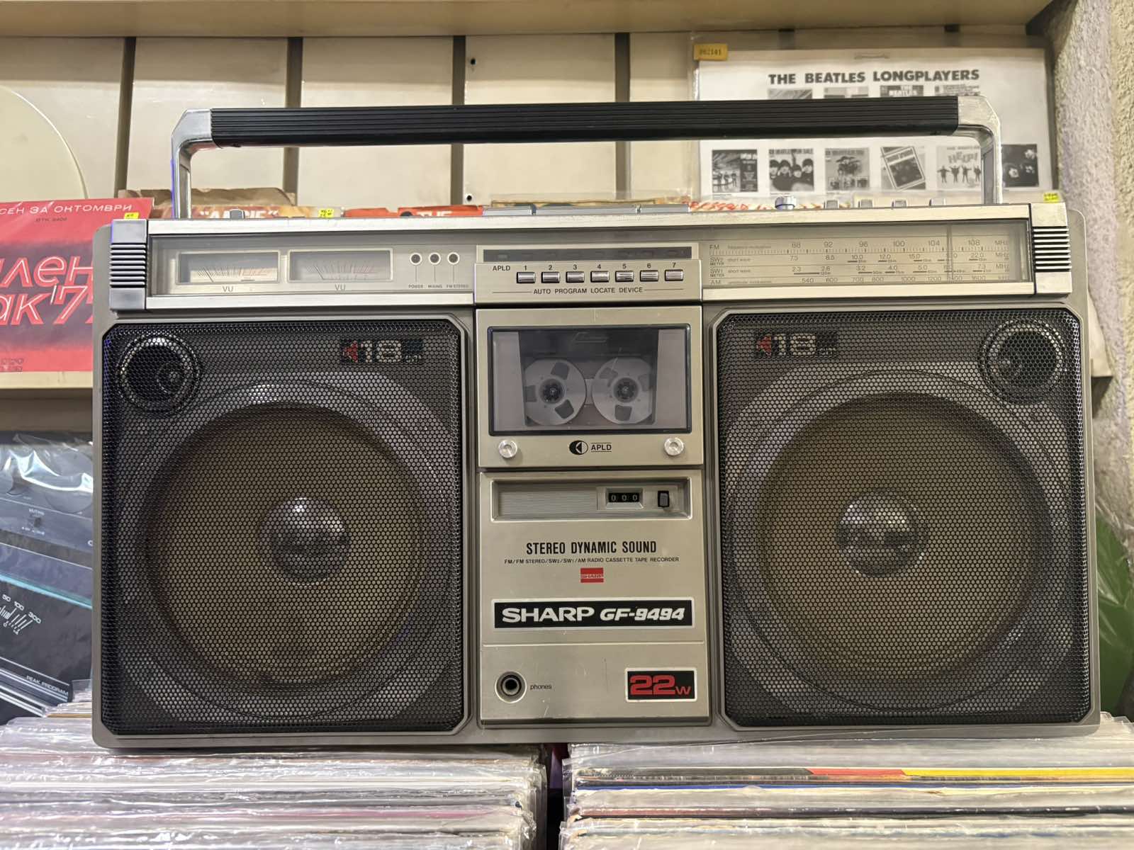 Boombox SHARP GF-9494 X-22 Watt peak, Asian version, Limited Edition
